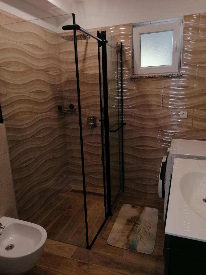 Apartmani Valerija I Joso บาร์บินเย ภายนอก รูปภาพ