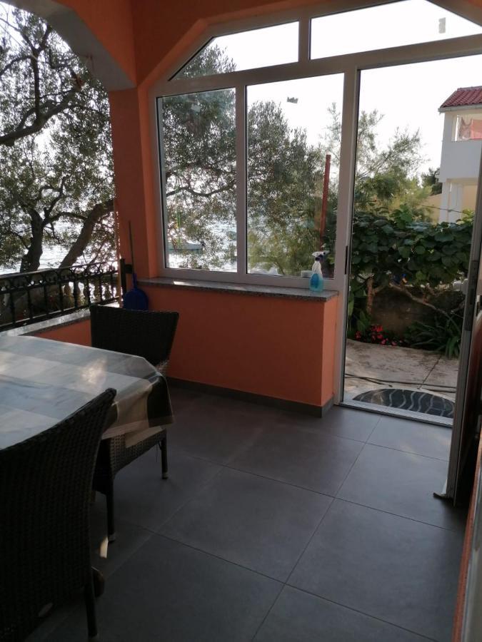 Apartmani Valerija I Joso บาร์บินเย ภายนอก รูปภาพ