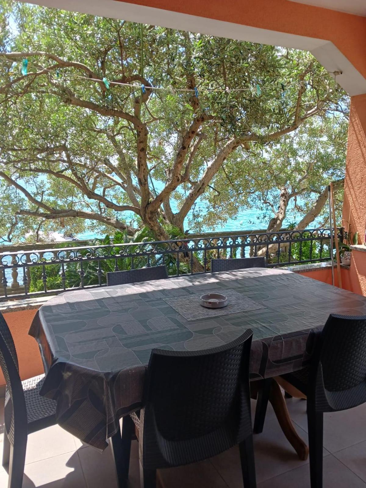 Apartmani Valerija I Joso บาร์บินเย ห้อง รูปภาพ